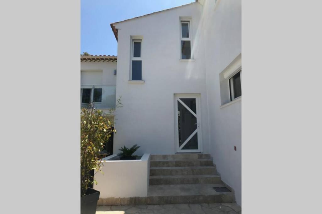 Casa vacanze A L'etage Avec Piscine Proche Bord De *